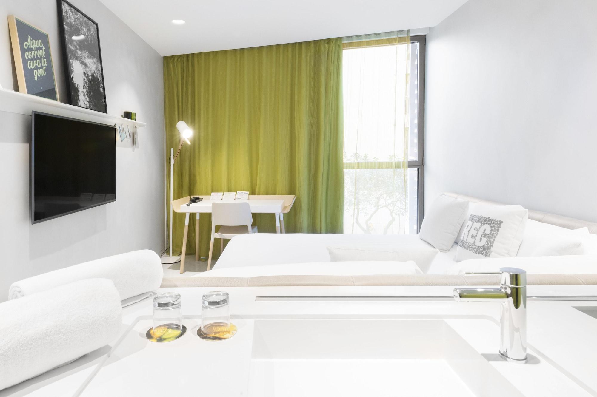 Hotel Rec Barcelona - Adults Only Exterior photo